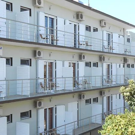 Hotel Neon Astron 2*