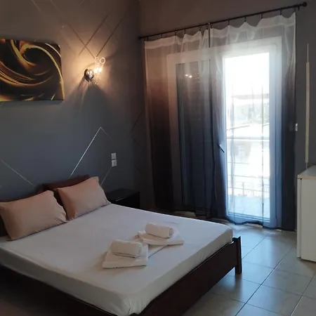 Neon Astron Hotel 2*